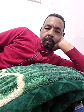 Snapshot of Bob_black chatting on 03-15-26, 01:00 Bob black online show from 03-15-26, 01:00