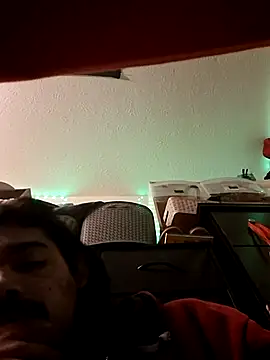 Snapshot of MeTazty294 chatting on 11-29-25, 03:09 MeTazty294 online show from 11-29-25, 03:09