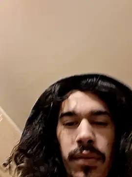 Snapshot of MeTazty294 chatting on 01-18-26, 02:26 MeTazty294 online show from 01-18-26, 02:26