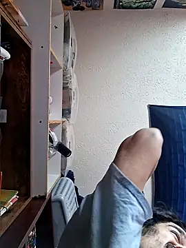 Snapshot of MeTazty294 chatting on 03-05-26, 07:54 MeTazty294 online show from 03-05-26, 07:54