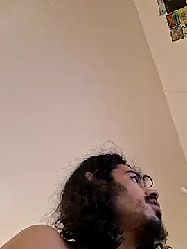 Snapshot of MeTazty294 chatting on 03-06-26, 10:17 MeTazty294 online show from 03-06-26, 10:17