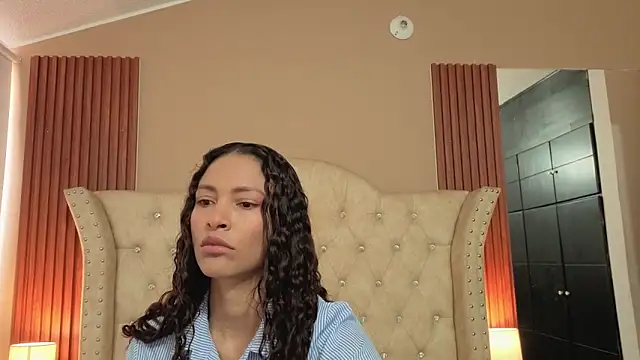 Snapshot of SofiaDelicia chatting on 11-21-25, 03:54 SofiaDelicia online show from 11-21-25, 03:54