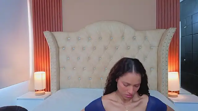 Snapshot of SofiaDelicia chatting on 11-25-25, 04:40 SofiaDelicia online show from 11-25-25, 04:40