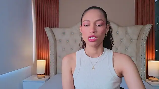 Snapshot of SofiaDelicia chatting on 11-27-25, 04:31 SofiaDelicia online show from 11-27-25, 04:31