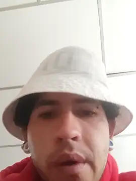 Snapshot of Tattoboy19cm chatting on 11-07-25, 03:12 Tattoboy19cm online show from 11-07-25, 03:12