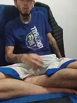 Snapshot of Tattoboy19cm chatting on 11-30-25, 03:21 Tattoboy19cm online show from 11-30-25, 03:21