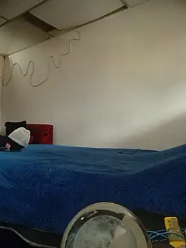 Snapshot of Tattoboy19cm chatting on 12-20-25, 05:53 Tattoboy19cm online show from 12-20-25, 05:53