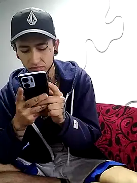 Snapshot of Tattoboy19cm chatting on 02-15-26, 12:14 Tattoboy19cm online show from 02-15-26, 12:14