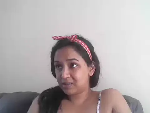 cute indianxo online show from 10-09-25, 08:56