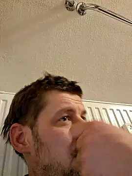 Snapshot of a7ex chatting on 12-02-24, 06:43 a7ex online show from 12-02-24, 06:43