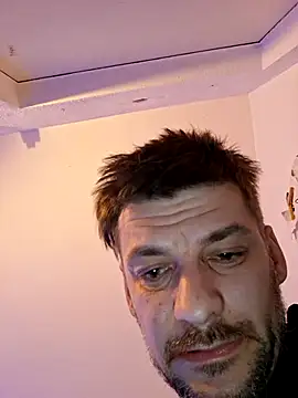 Snapshot of a7ex chatting on 12-24-24, 10:11 a7ex online show from 12-24-24, 10:11