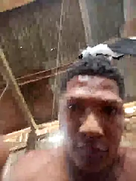 Snapshot of Davir2001 chatting on 03-06-26, 08:27 Davir2001 online show from 03-06-26, 08:27