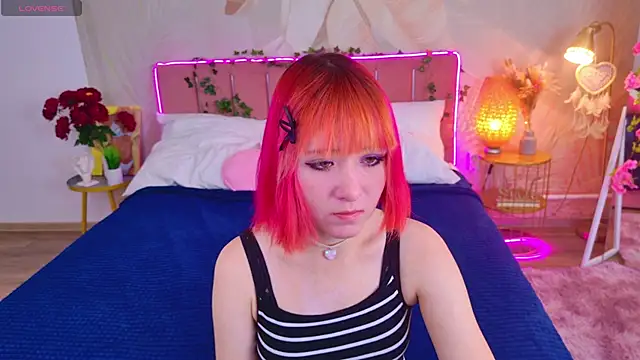 Snapshot of Ketrin_Jones chatting on 09-21-25, 09:55 Ketrin Jones online show from 09-21-25, 09:55