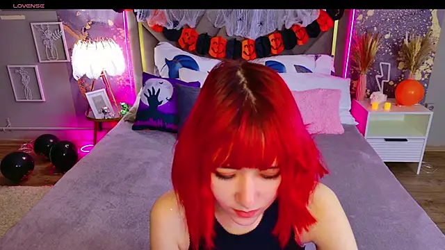 Snapshot of Ketrin_Jones chatting on 10-25-25, 05:04 Ketrin Jones online show from 10-25-25, 05:04