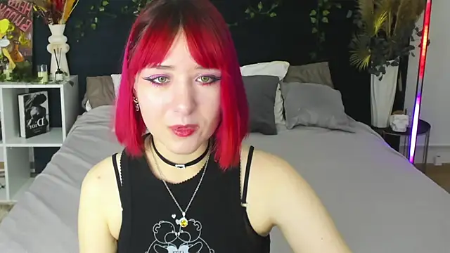 Snapshot of Ketrin_Jones chatting on 11-14-25, 03:55 Ketrin Jones online show from 11-14-25, 03:55