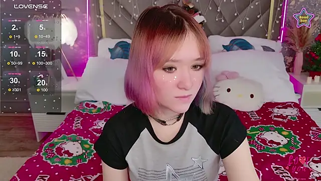 Snapshot of Ketrin_Jones chatting on 01-05-26, 05:27 Ketrin Jones online show from 01-05-26, 05:27