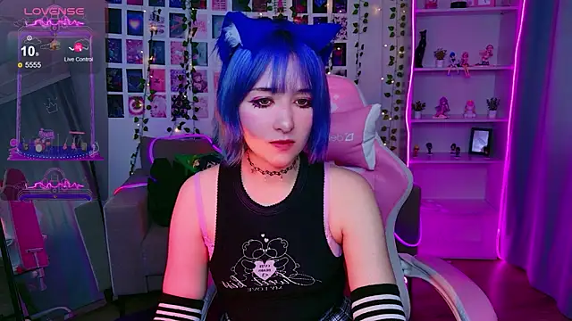 Ketrin Jones online show from 06-14-26, 06:37