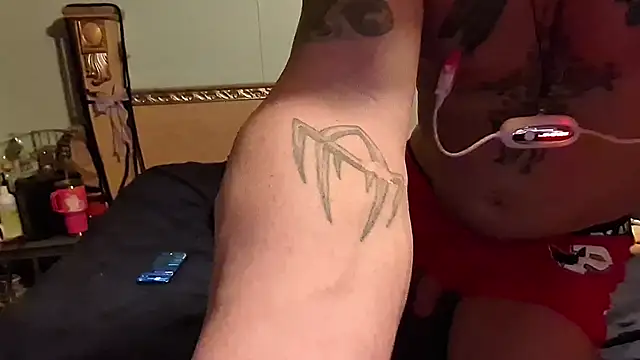 Snapshot of AntMeich6969 chatting on 02-14-26, 03:03 AntMeich6969 online show from 02-14-26, 03:03