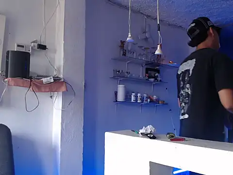 dani titan320 online show from 11-13-25, 06:18