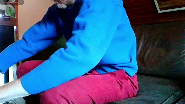 Snapshot of Vrenico-SC chatting on 12-14-25, 11:26 Vrenico-SC online show from 12-14-25, 11:26