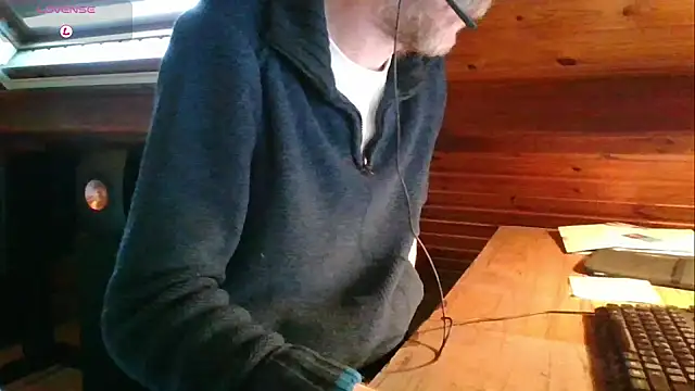 Snapshot of Vrenico-SC chatting on 02-19-26, 03:08 Vrenico-SC online show from 02-19-26, 03:08