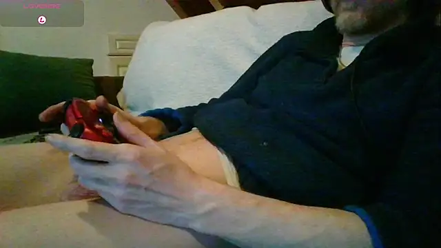 Snapshot of Vrenico-SC chatting on 02-27-26, 02:11 Vrenico-SC online show from 02-27-26, 02:11