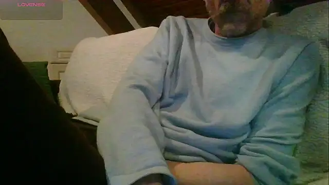 Snapshot of Vrenico-SC chatting on 03-04-26, 05:52 Vrenico-SC online show from 03-04-26, 05:52