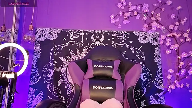 Gaia Gatex online show from 04-08-26, 12:49