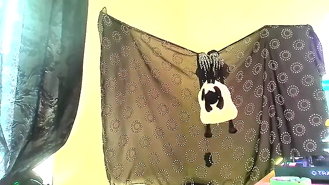 DjDiCKmannOnE online show from 04-28-26, 02:33