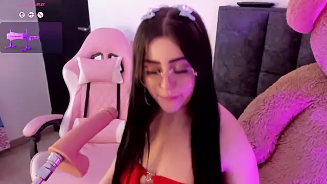 bellacruz3 online show from 04-13-26, 07:08