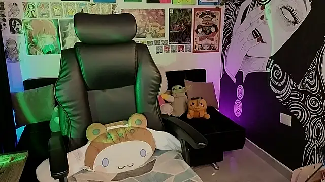 Yuhwan  online show from 02-18-26, 11:55