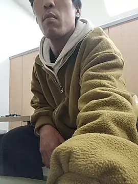 Snapshot of zzangzoa chatting on 12-02-25, 05:24 zzangzoa online show from 12-02-25, 05:24