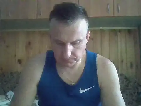 Maksymilian1 online show from 06-17-26, 05:36