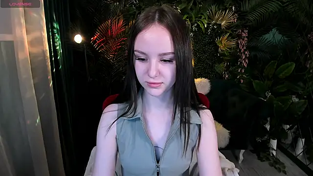Snapshot of MarySparkle chatting on 09-17-25, 03:08 MarySparkle online show from 09-17-25, 03:08
