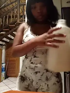 Young Slut21 online show from 09-20-25, 12:22