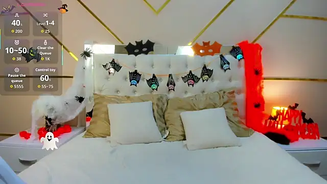 Snapshot of BeatriceAddams chatting on 10-30-25, 10:10 BeatriceAddams online show from 10-30-25, 10:10