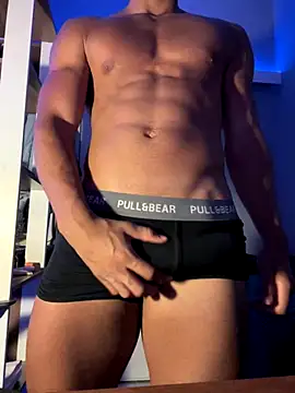 gostosocrvg online show from 11-18-25, 03:56