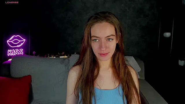 Agnes Wells online show from 04-05-26, 01:03