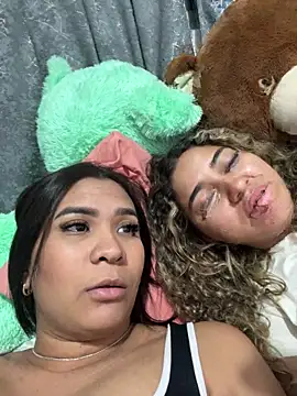 Snapshot of Penelophe01 chatting on 02-18-26, 02:29 Penelophe01 online show from 02-18-26, 02:29