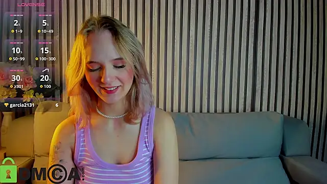 Snapshot of Casey_Sweeet chatting on 10-13-25, 10:15 Casey Sweeet online show from 10-13-25, 10:15