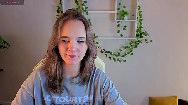 Snapshot of Casey_Sweeet chatting on 11-26-25, 09:54 Casey Sweeet online show from 11-26-25, 09:54