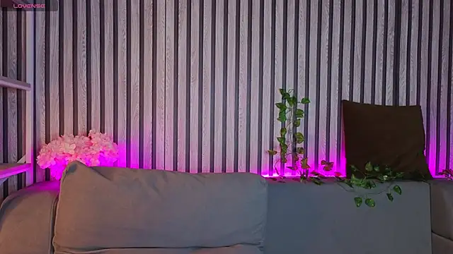 Casey Sweeet online show from 04-29-26, 09:24