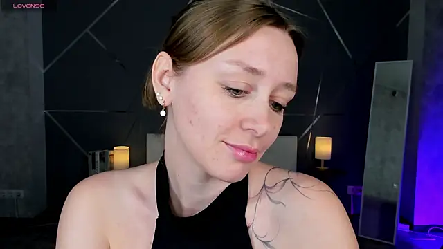 evashiny  online show from 11-30-25, 04:38