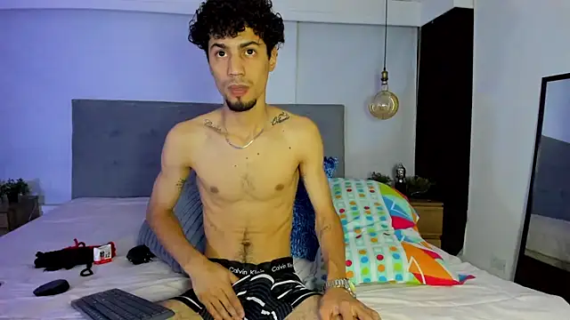 Snapshot of Chris_Angel_ chatting on 02-17-26, 03:25 Chris Angel online show from 02-17-26, 03:25