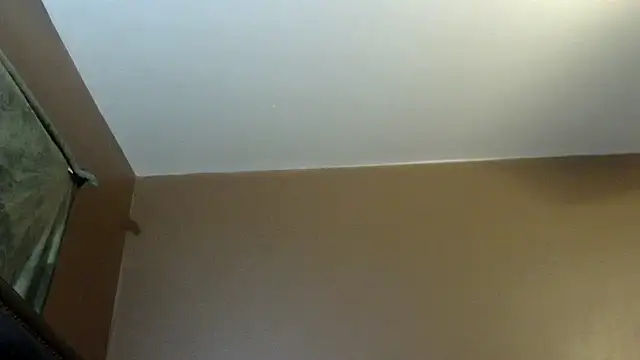 Snapshot of Flossee chatting on 12-22-25, 03:03 Flossee online show from 12-22-25, 03:03