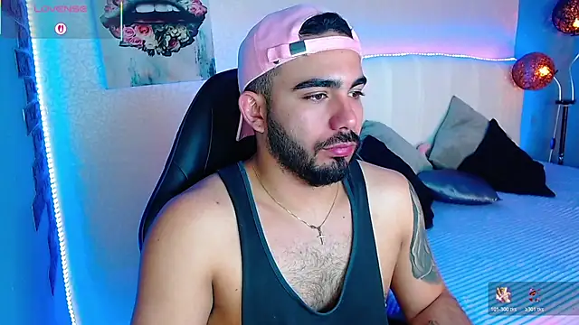 Snapshot of adamhairy chatting on 07-20-26, 07:27 adamhairy online show from 07-20-26, 07:27