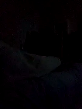 Snapshot of Nesch82 chatting on 05-10-26, 01:44 Nesch82 online show from 05-10-26, 01:44