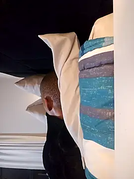 Snapshot of mojaymort chatting on 09-16-25, 01:06 mojaymort online show from 09-16-25, 01:06