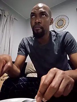 Snapshot of mojaymort chatting on 10-26-25, 08:15 mojaymort online show from 10-26-25, 08:15