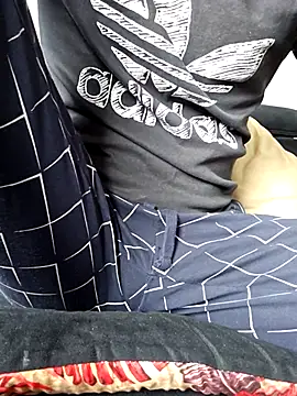 Snapshot of mojaymort chatting on 03-02-26, 12:23 mojaymort online show from 03-02-26, 12:23